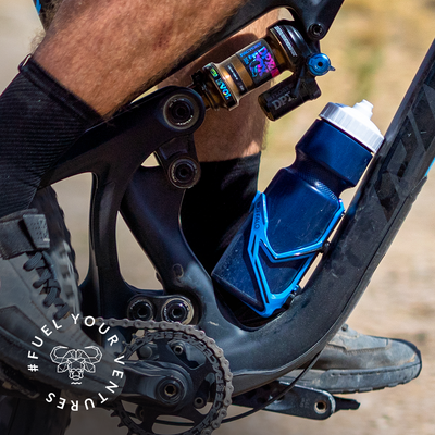 CLUTCH WATER BOTTLE CAGE
